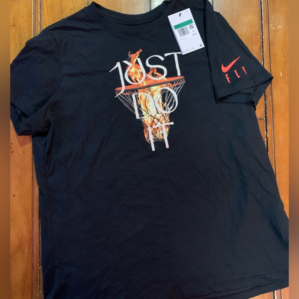 NIKE “just do it” FLY women’s t-shirt, NWT